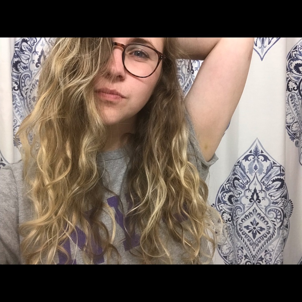 Meet your Posher, Amanda